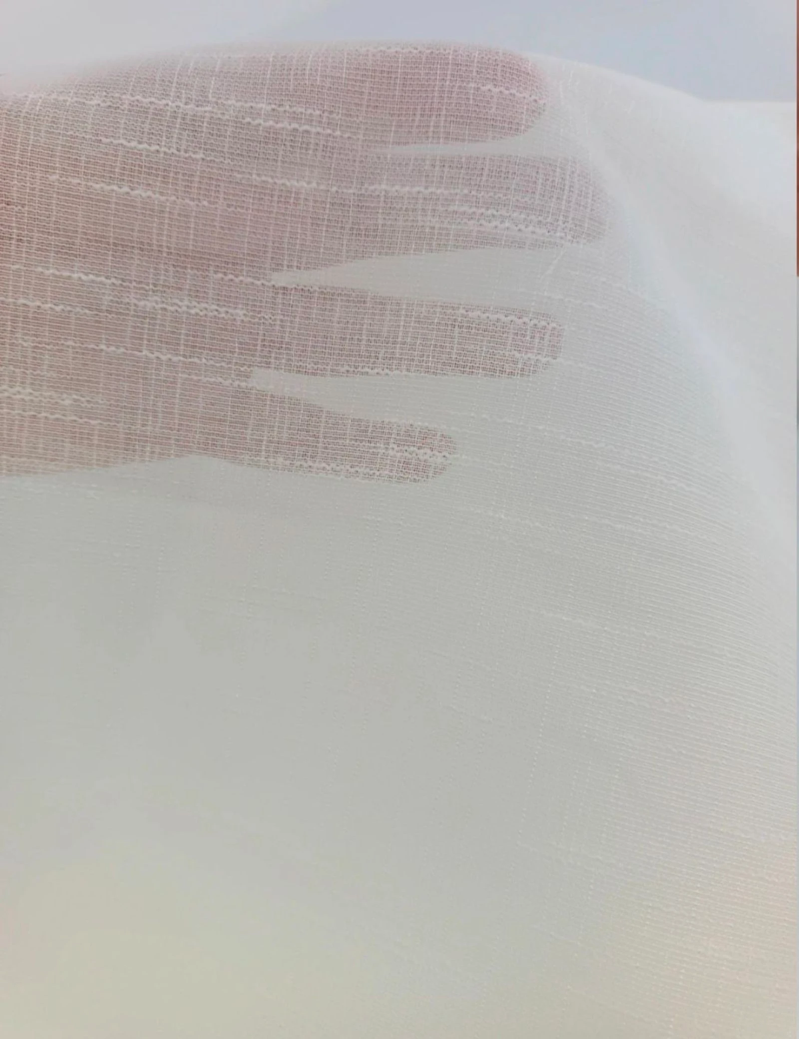 Morceau de tissu de rideaux blanc – photo 3